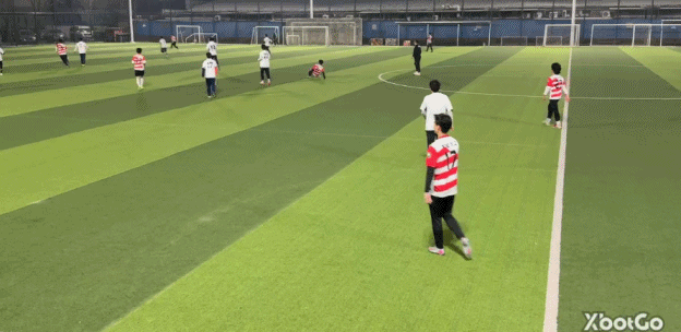 开云-XbotGo丨懂球帝1-4不敌北理蜂之翼足球俱乐部