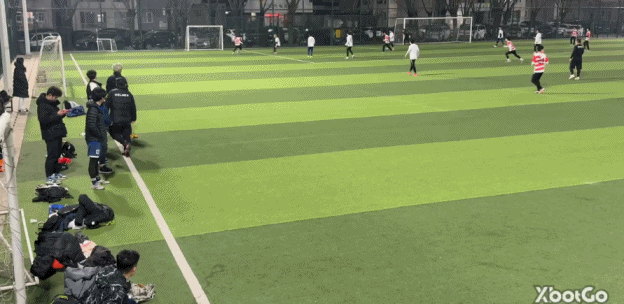 开云-XbotGo丨懂球帝1-4不敌北理蜂之翼足球俱乐部