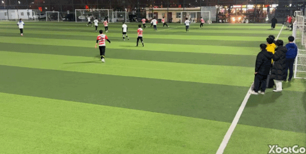 开云-XbotGo丨懂球帝1-4不敌北理蜂之翼足球俱乐部