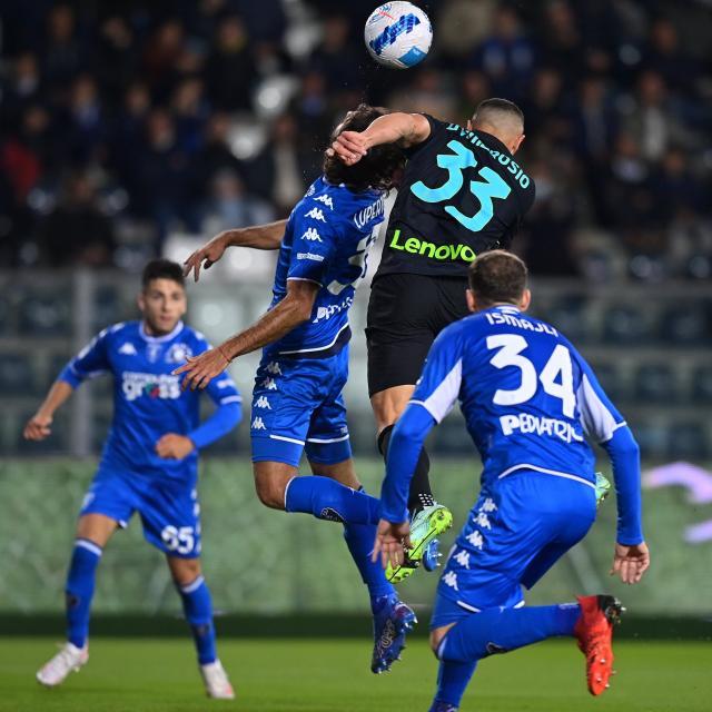 开云-国际米兰完胜反弹，“后点之王”进球+抢险+造争议