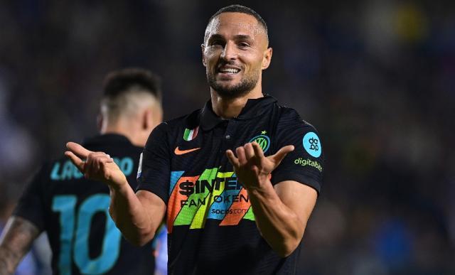 开云-国际米兰完胜反弹，“后点之王”进球+抢险+造争议