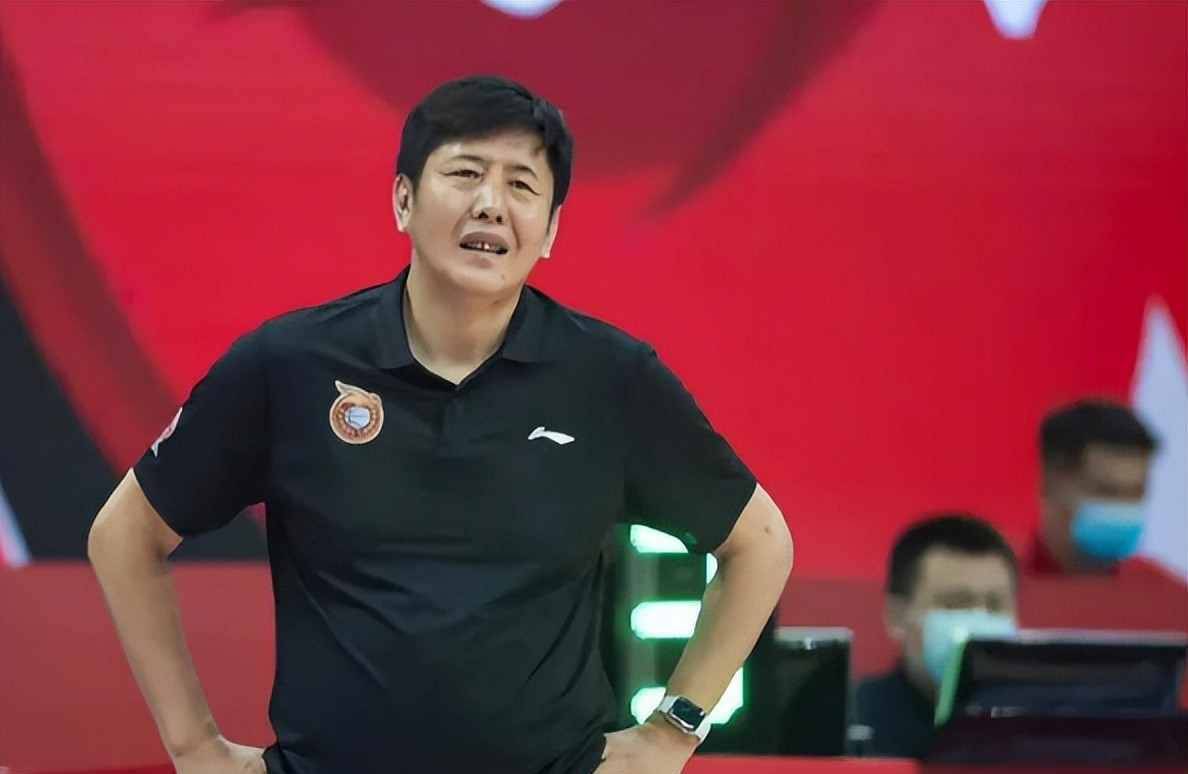 CBA开赛至今,已有五名教练下课,下一位会是谁?这几人很危险