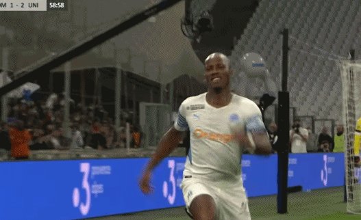 1634250557549044277.gif 【早报】马不停蹄!国足凌晨抵达苏州驻地开始隔离!